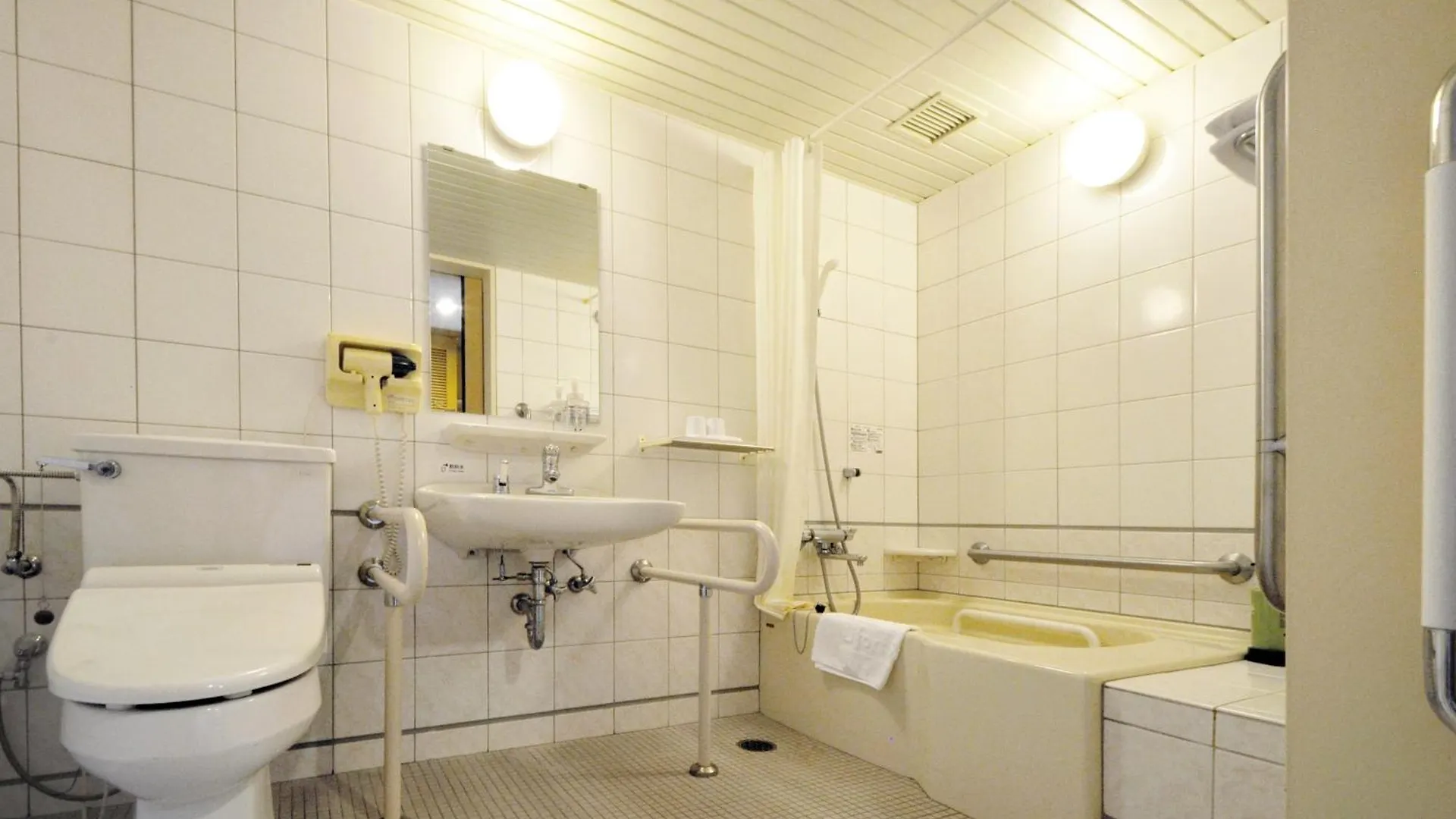 Hotel Lifort Szapporo 4*,